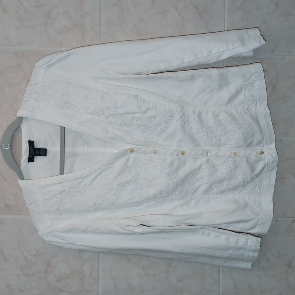 CHAPS White Button Down Jean Jacket with Embroidery